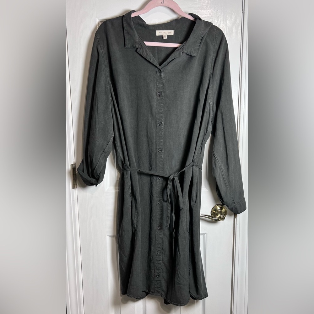 Side Stitch Los Angeles Women's XL Button Up Charcoal Dress w/collar &‎ pockets